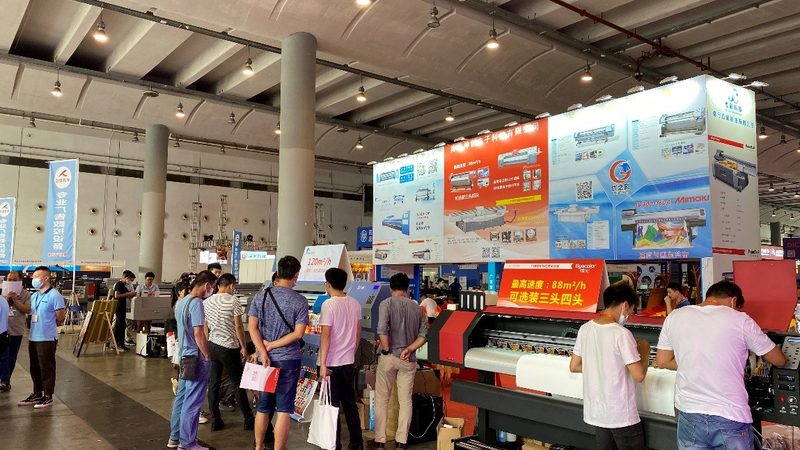 展会服务标准应包括以下内容：